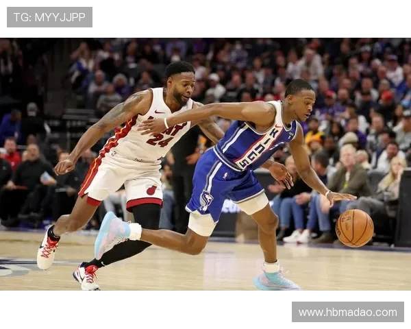 2015年11月23日热火与活塞激战正酣精彩瞬间回顾与赛后分析